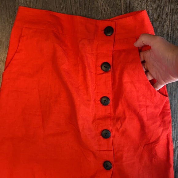 Orange linen button skirt - midi below knee - Picture 4 of 5